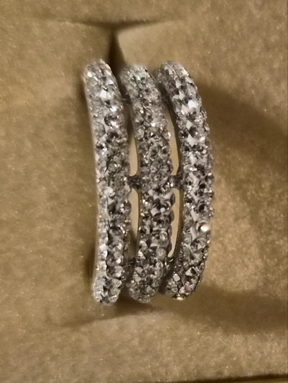 Silver Rhodium Ring - Picture 4 of 7